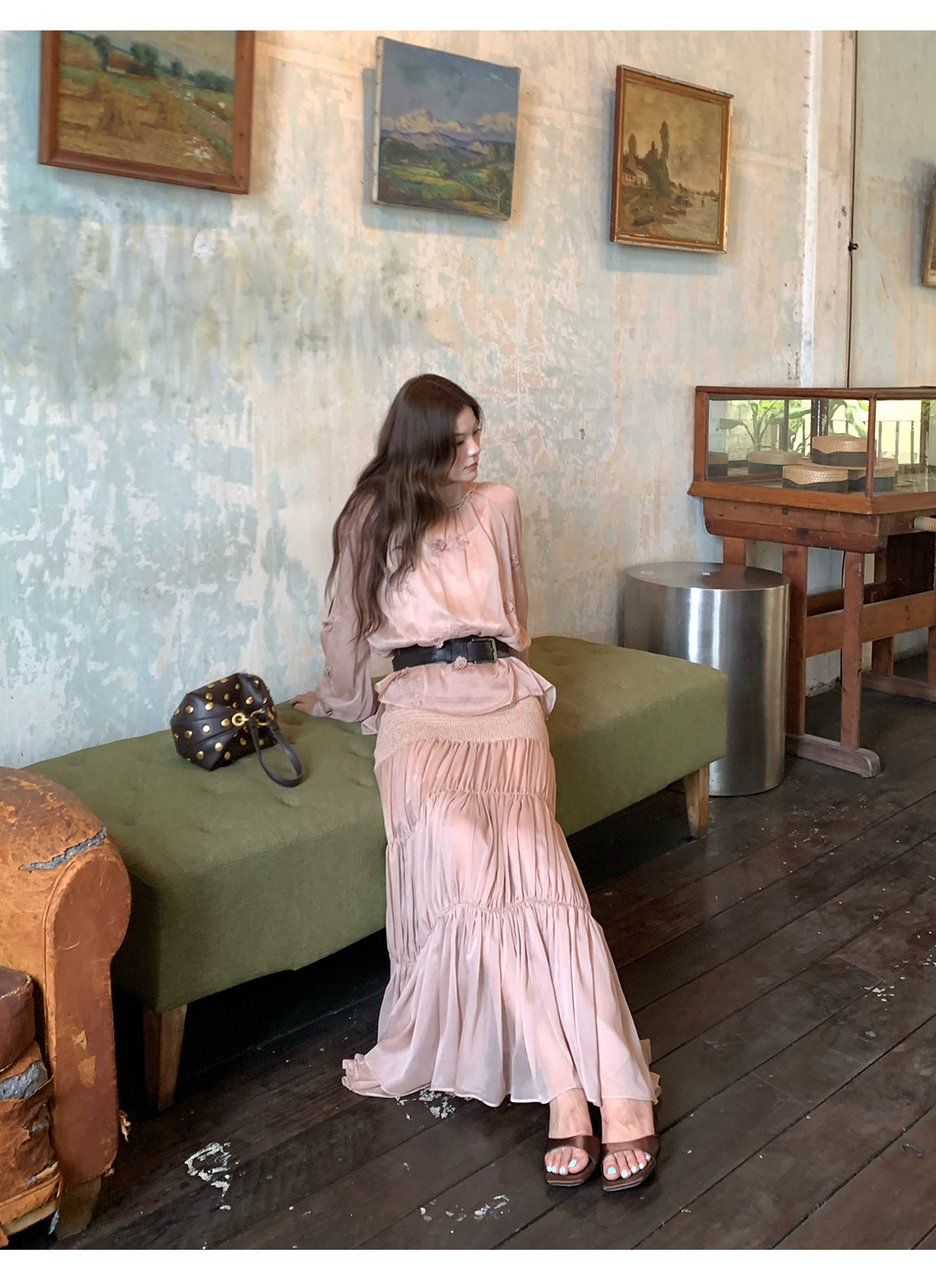 马儿MAR Рубашка с объемной вышивкой длинный рукав с приталенной плиссированной длинной юбкой элегантный костюм для женщин