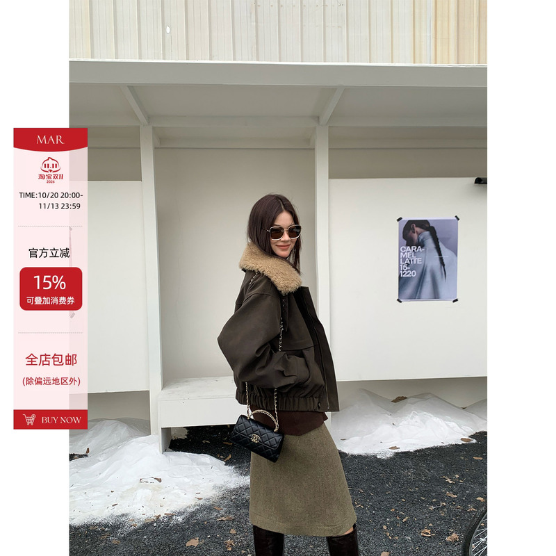 Mar Autumn/Winter New Vintage Design Detachable Fur Collar Padded Thickened Pu Leather Jacket for Women, Windproof and Warm