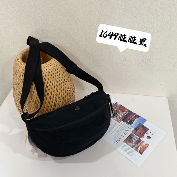 1649 New Women's Bag Casual Lightweight Waterproof Canvas Bag Puff Bag Single Shoulder Crossbody Bag Chest Bag Saddle Bag