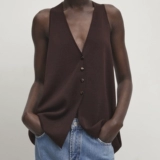 Женская трикотажная жилетка без рукавов MD Mailard Brown Old Money Style с глубоким v-образным вырезом 05744686716