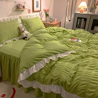 Ирландский зеленый цвет не может позволить себе мяч, а не сжимать