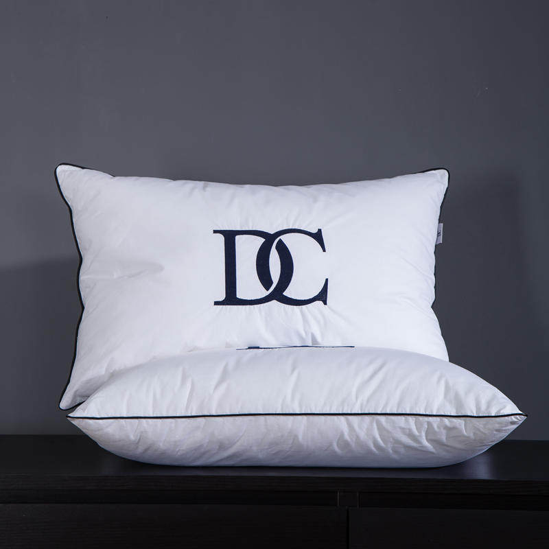 (quality recommended 2 only fit pillow core) High-bounty soft and comfortable large DC plume pillow pillow core pair of single