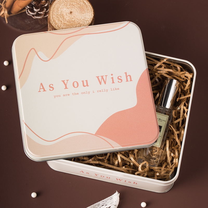 Christmas Gift Box New Gift Box Square Packing Gift Box Raffi Grass Filling Companion Gift Box Iron Box Empty