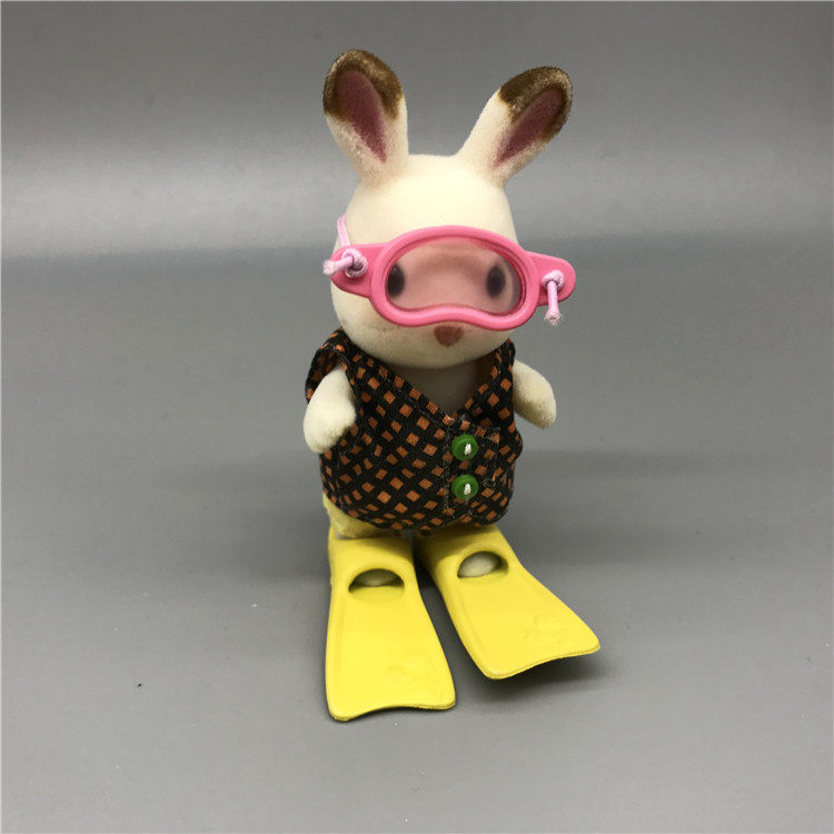 Japanese dressed in a family wine toy diving mirror swimming shoes