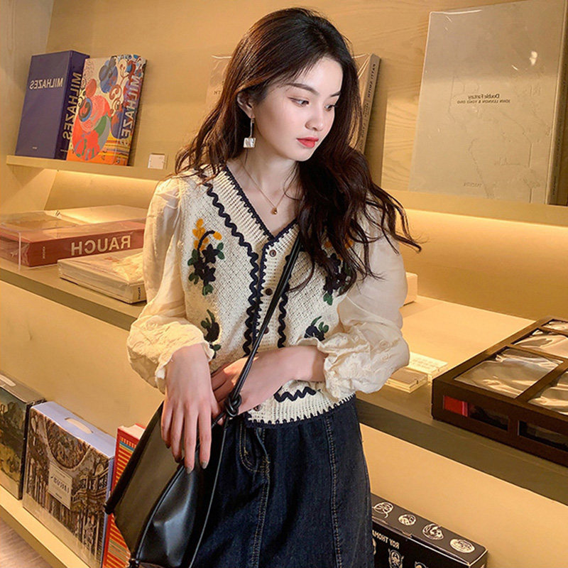 2021 early spring new Korean style chic Hong Kong style blouse chic design sense heavy embroidery knitted splicing shirt women