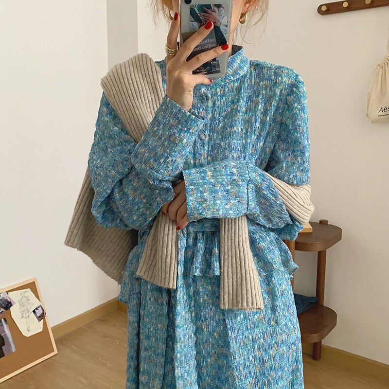 2021 early spring new womens small light cooked French first love gentle temperament blue floral dress summer