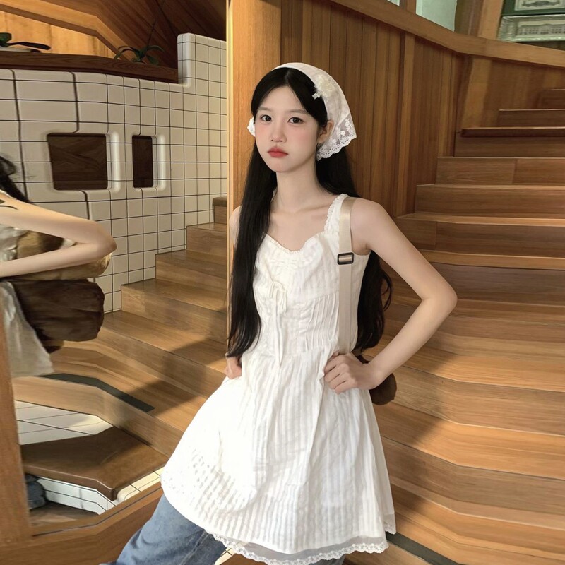 White Spaghetti Strap Dress for Women, Summer French Sweet Lace Trim, Petite Waist-Cinching Slimming Layered Short Dress White Spaghetti Strap Dress for Women, Summer French Sweet Lace Trim, Petite Waist-Cinching Slimming Layered Short Dress