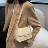 Сумка подмышку, сумка через плечо, сумка на одно плечо, коллекция 2022, популярно в интернете, 2023