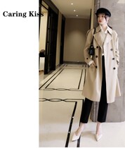 Caring Kisss sisters silhouette for importing a long windwear in the Lissell double - row buckle