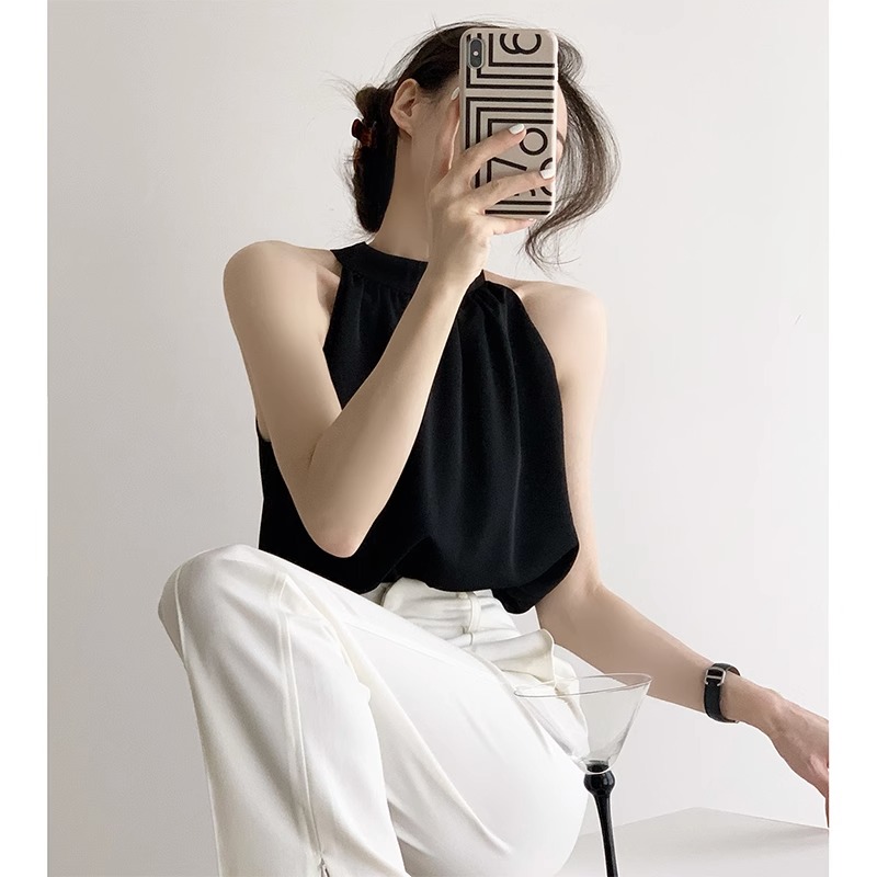 小さなキャミソールレディース2025新しい夏のアウターウェアノースリーブインナーウェアボトムスショルダーカットスリーブホルターネックシフォントップス