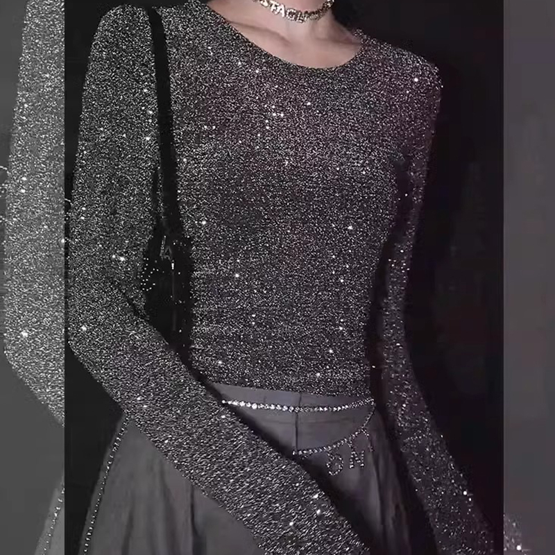 Autumn and Winter Inner Wear, French Fashion, High-End, Exquisite, Niche, Unique, Versatile, Slimming, Gray Sequin Bottoming Shirt, Women's Top Autumn and Winter Inner Wear, French Fashion, High-End, Exquisite, Niche, Unique, Versatile, Slimming, Gray Sequin Bottoming Shirt, Women's Top