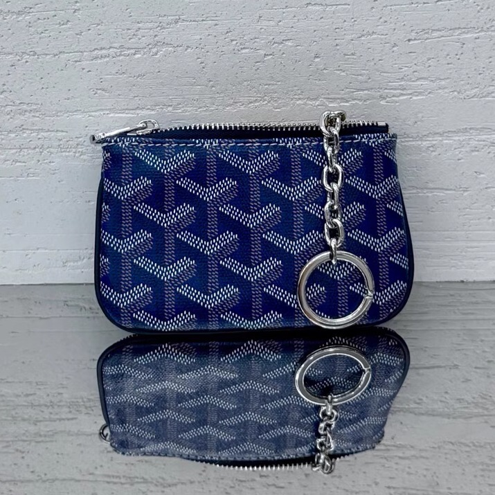 Genuine Leather Dog-Tooth Bag Keychain Coin Purse for Storing Small Items Such as Cards, Coins, or Badges