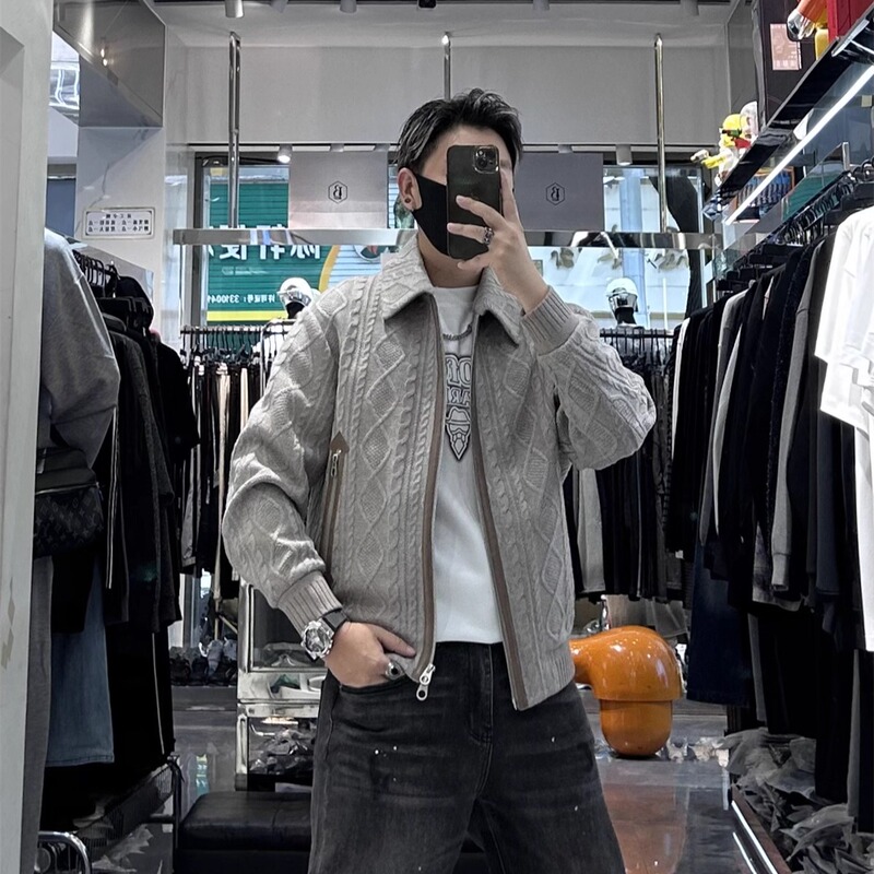 2025 Autumn/Winter New European High-End Sweater Jacket for Men, Fashionable Genuine Leather Patchwork Lapel Zipper down Knitwear