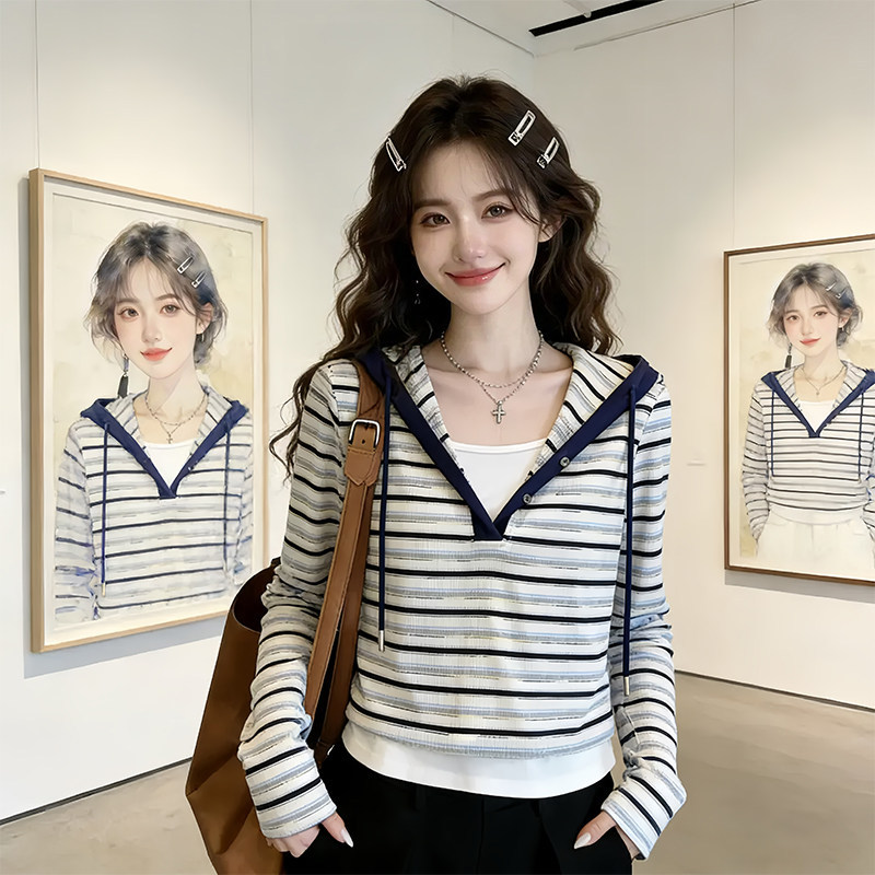 European-Style Fake Two-Piece Color-Block Striped Long-Sleeve Sweatshirt for Women, New Spring and Autumn Style, Loose and Relaxed Fit, Slimming Hooded Top European-Style Fake Two-Piece Color-Block Striped Long-Sleeve Sweatshirt for Women, New Spring and Autumn Style, Loose and Relaxed Fit, Slimming Hooded Top