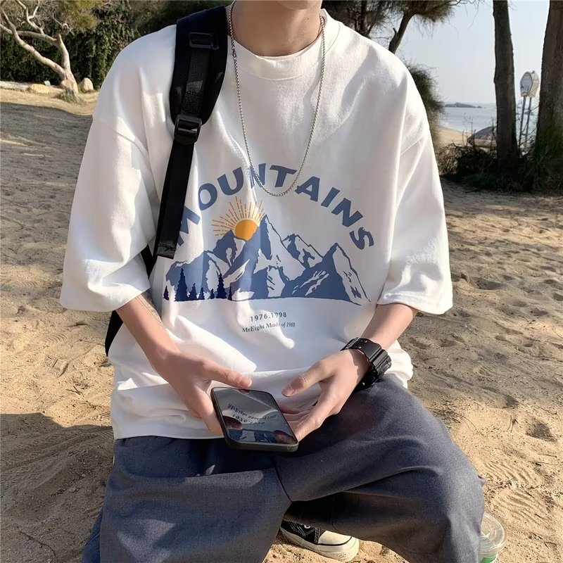 Youth Fashion Trend Loose-Fitting Printed T-Shirt with Cityscape Lettering for Men, Summer Round Neck, Trendy Brand, Half-Sleeve