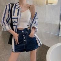 Белый, красивая спина