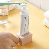 Sloth toothpaste squeezer Automatic roll of the toothpaste Toothpaste Holder toothbrushing Tooth Brushing Cream Shelf Home Manual Squeeze Toothpaste God