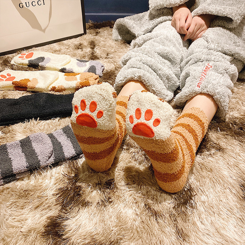 Floor Socks for Women, Coral Fleece Socks for Women, Thickened for Winter, Cute Cat Paw Home Plush Sleeping Socks, Women's Sleep Socks