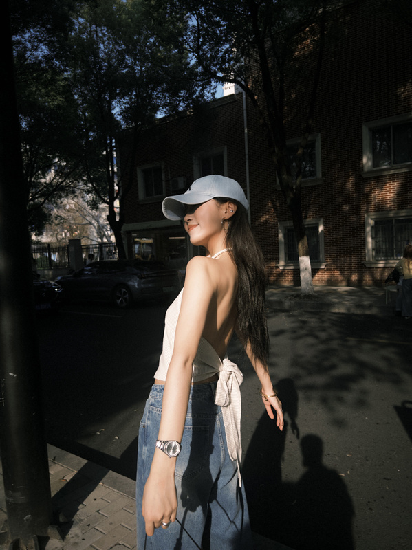 Nononame* Sexy Hot Girl Style Lace-Up Halter Linen Tank Top for Women, Unique Design, Slim Fit, Short Summer Style