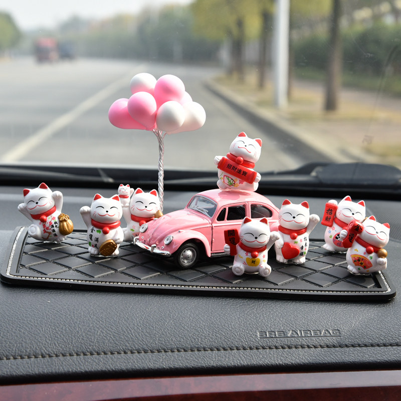 Car ornaments lucky cat cute center console small ornaments car interior dashboard decorations beautiful cartoon women