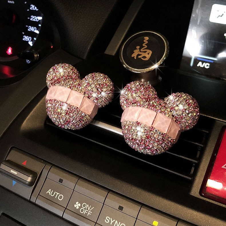 Car Perfume Pendulum air outlet Automotive Supplies Creative Auto Fragrance Perfume Pendant Car Fragrant Lavender Interior Decoration
