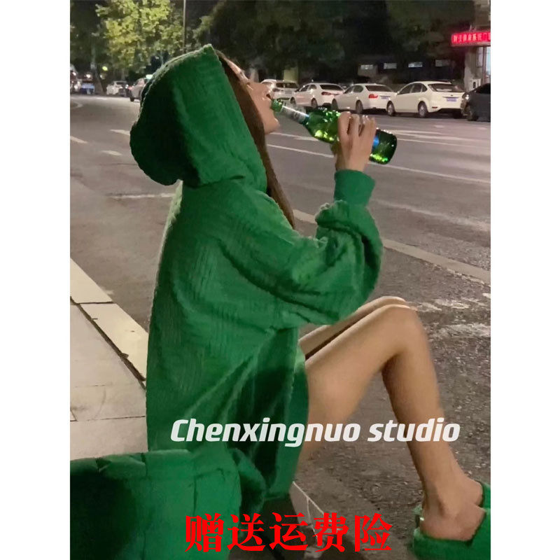 French retro lazy style hooded green mid-length sweater women's autumn and winter new loose outerwear all-match sweater