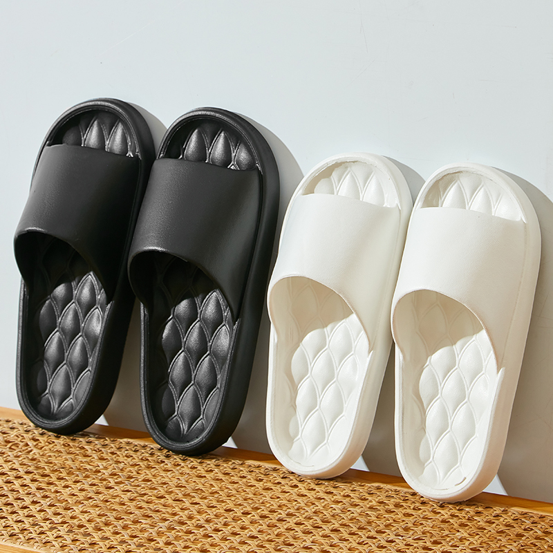 soft sole Women's Summer Slippers for Home Use, Non-Slip Bathroom Shower Slippers for Couples, Thick-Soled Home Slippers for Men, Summer Outdoor Wear