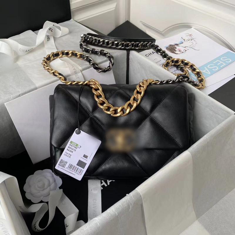 19 Black Gold Sheepskin Bag Small Chanel-Style Soft Leather Bag Crossbody Chain Bag Women's 2026 New High-End Handbag 19 Black Gold Sheepskin Bag Small Chanel-Style Soft Leather Bag Crossbody Chain Bag Women's 2026 New High-End Handbag
