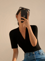 HUYIFAN black short-sleeved t-shirt womens 2021 summer new slim slim all-match solid color v-neck bottoming shirt