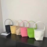 Кожаная вместительная и большая сумка на одно плечо