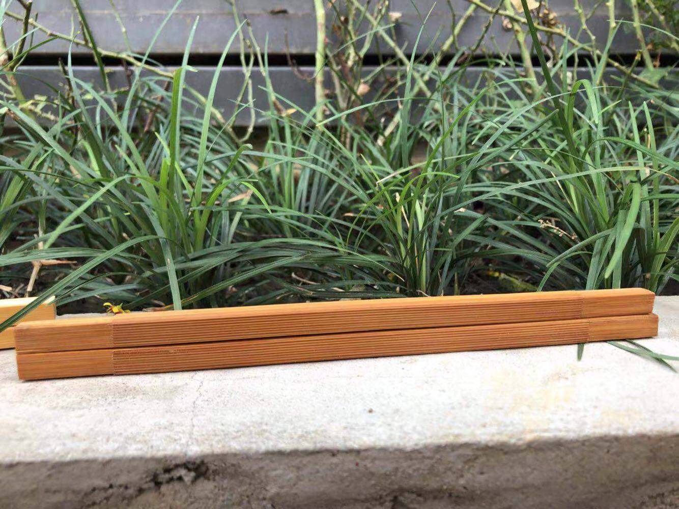 Embroidered bird cage special wire drawing old bamboo embroidered eye bird jumping stick square with round section (single-sided green) length 22 5