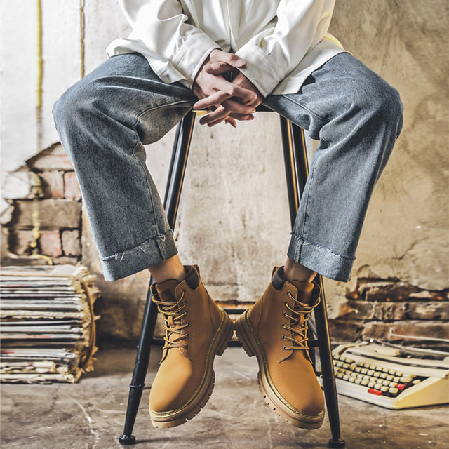 Martin boots men's work boots 2025 new autumn and winter high-top thick sole height-enhancing versatile leather boots men's big yellow boots