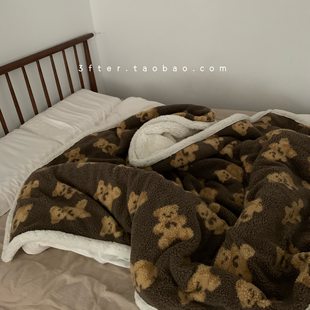 The warm lambs of the nap, the warm lamb velvete little blanket, the warm lambs, warm the blanket casual blanket, the sofa carpet, the small blanket, the small blanket