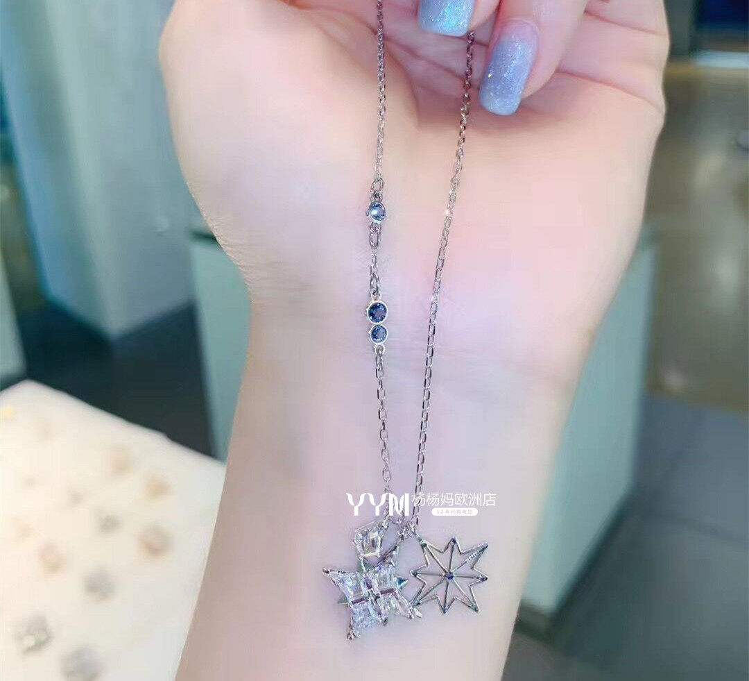 Swarovski 2019 autumn and winter new eight-pointed star snowflake female necklace clavicle chain 5494352 5511404