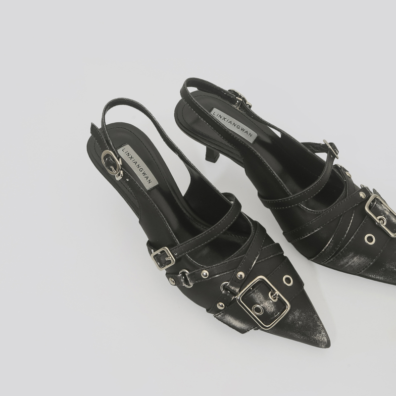 Lin Xiangwan Korean Style Layered Look~ Pointed-Toe High Heels with a Unique Design, Niche Studded Metal-Style Belt Buckle Hollow Sandals Lin Xiangwan Korean Style Layered Look~ Pointed-Toe High Heels with a Unique Design, Niche Studded Metal-Style Belt Buckle Hollow Sandals