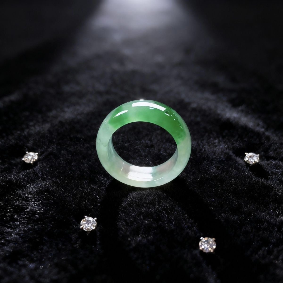 ミャンマーの古い鉱山で採掘された氷のような翡翠、本物の天然高氷翡翠リング、男女兼用、年長者への贈り物。