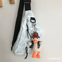 Синий плюс белая дозаправляющая утка