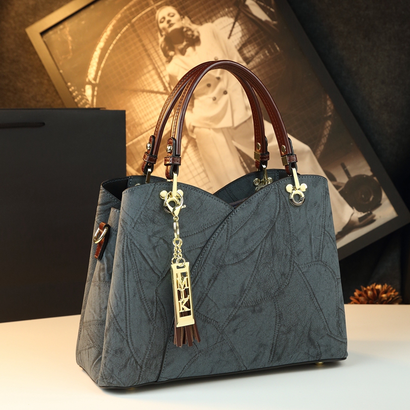 Gift for Mom, High-End Chinese Style Bag for Women, 2026 Autumn and Winter New Style, Elegant Commuter Handbag, Crossbody Bag, Large Capacity