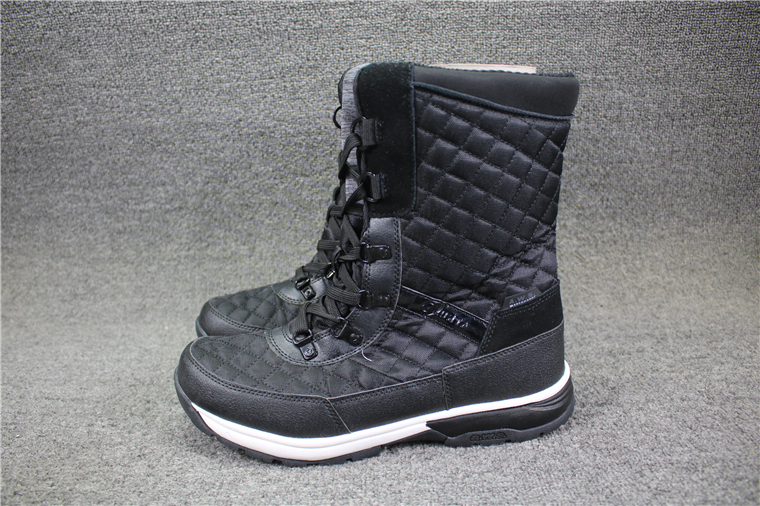 Winter waterproof snow-proof couple mountaineering snowboots comfortable side zipper shock absorption anti-skating high-barrel hiking cotton shoes