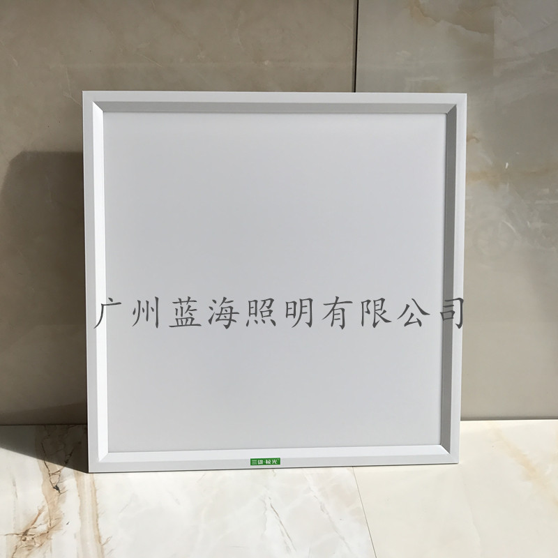 Sanxiang Aurora LED integrated ceiling kitchen and bath lamp plate embedded engineering bright 600*600*1200