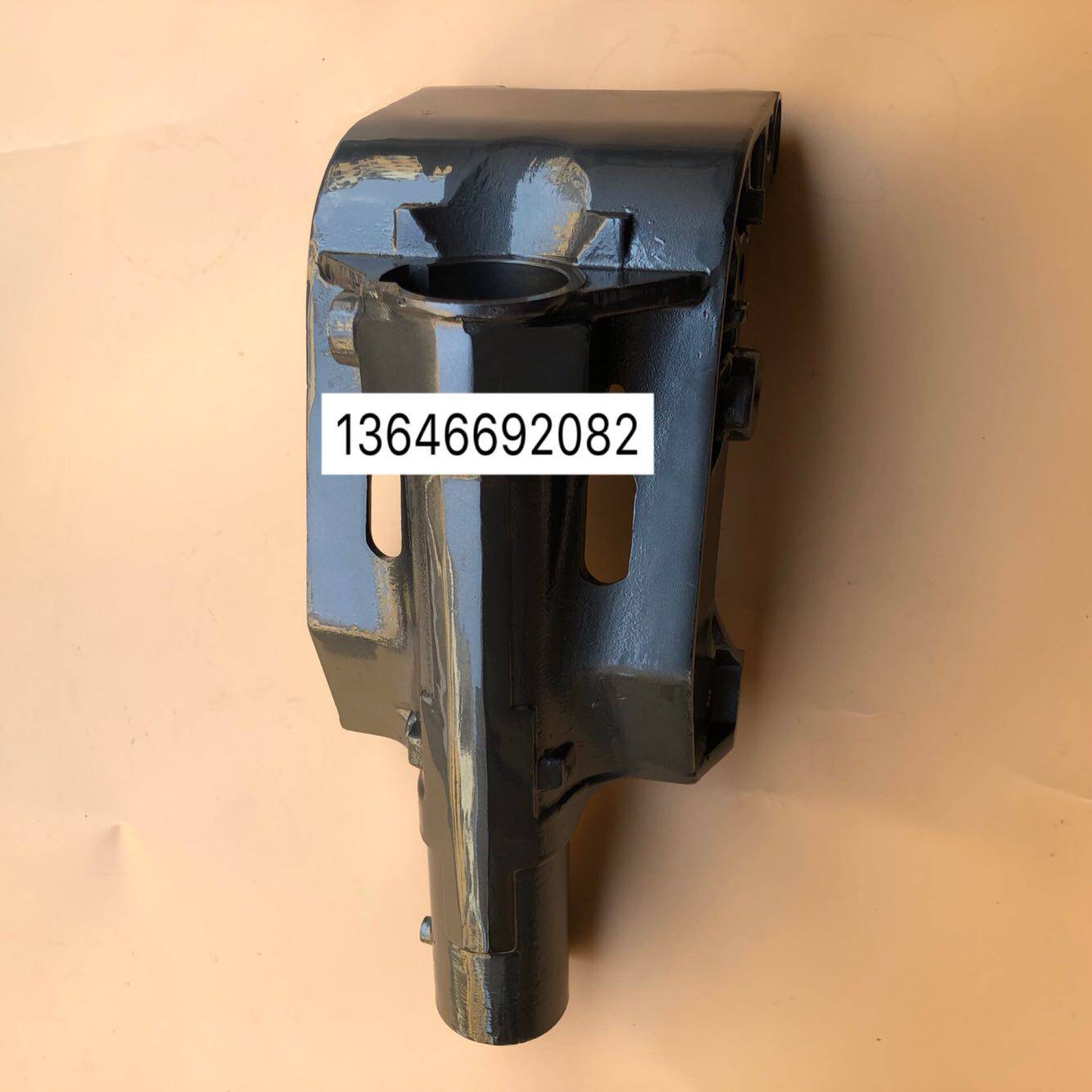 Applicable Mountain Yeonerian Baekwon 2 punch 40 horsepower boat Outer machine wall-mounted cold air Rack Swivel Bracket Large Bracket