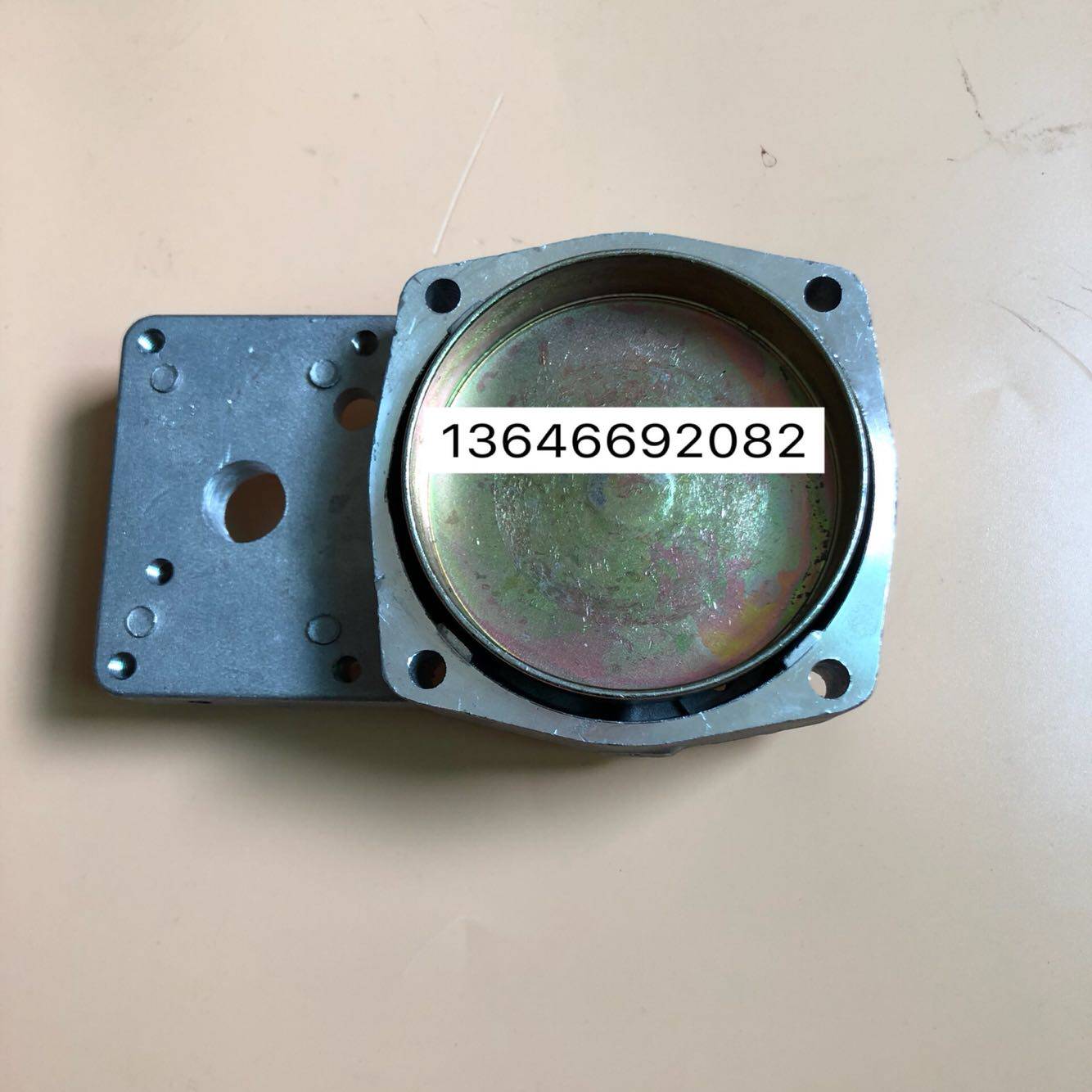 Applicable Mountain Shiites Neil 2 Chong 3 5 4 Chong 4 horsepower boat Outer machine wall-mounted cold air outboard motor connection disc