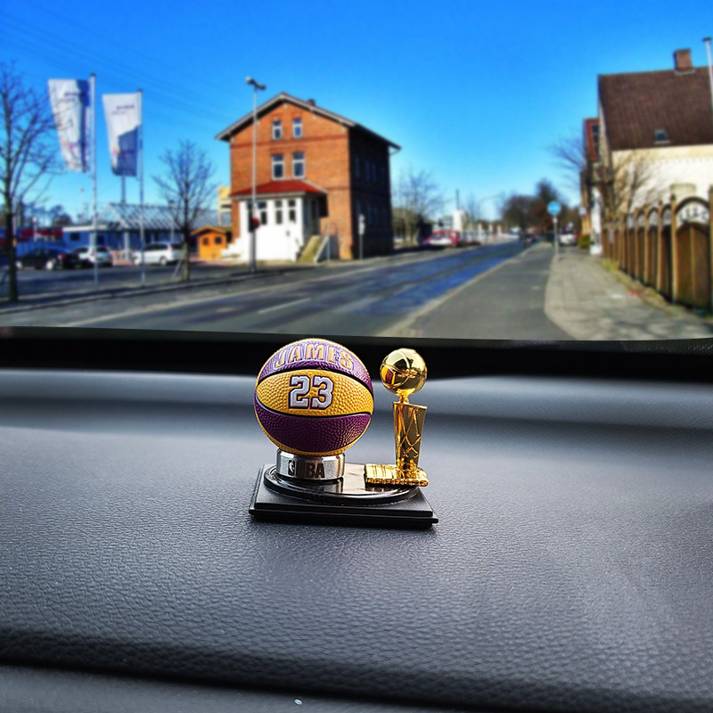 Car Pendulum creative personality Basketball ornament CobiCurry James adorable upscale male car in-car decoration
