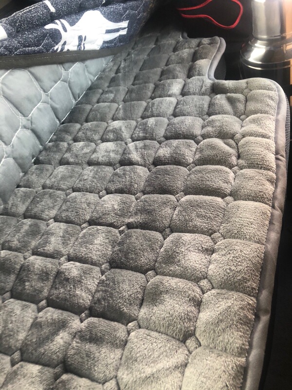 Chenglong H5 Sleeper Mat H7 M3 M5 M7 Truck Sleeper Special Cotton Mat Autumn and Winter Thickened Mattress Crystal Velvet