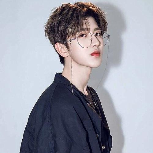 Кай -Xukun's Thy Chainse Glasses Женщины корейские издания Tide Ins Tide освещенная круглая коробка Harakuki Ulzzang Myopia Pramework мужчина