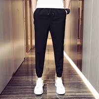 Черные штаны