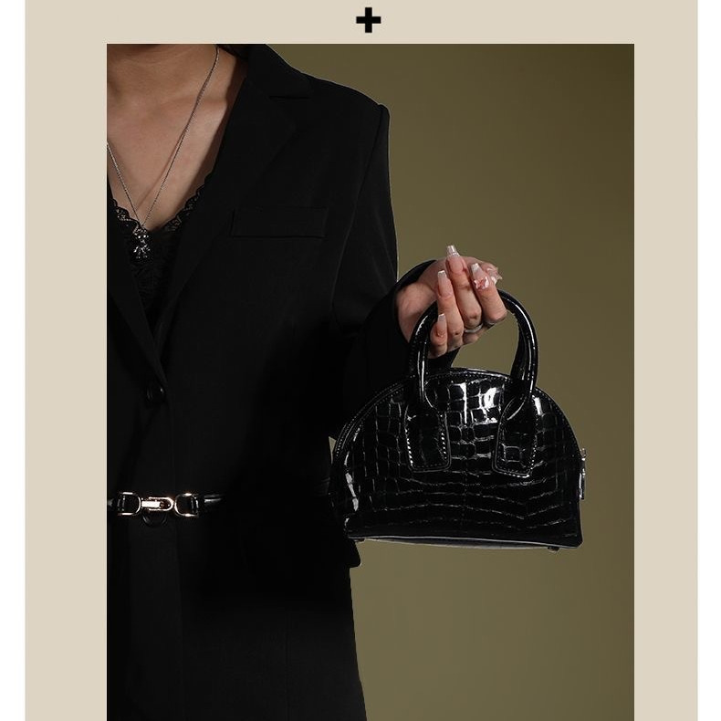 Niche Summer New Women's Bag Black Mini Handbag Crossbody Bag Shiny Chain Shell Bag Patent Leather Shoulder Bag