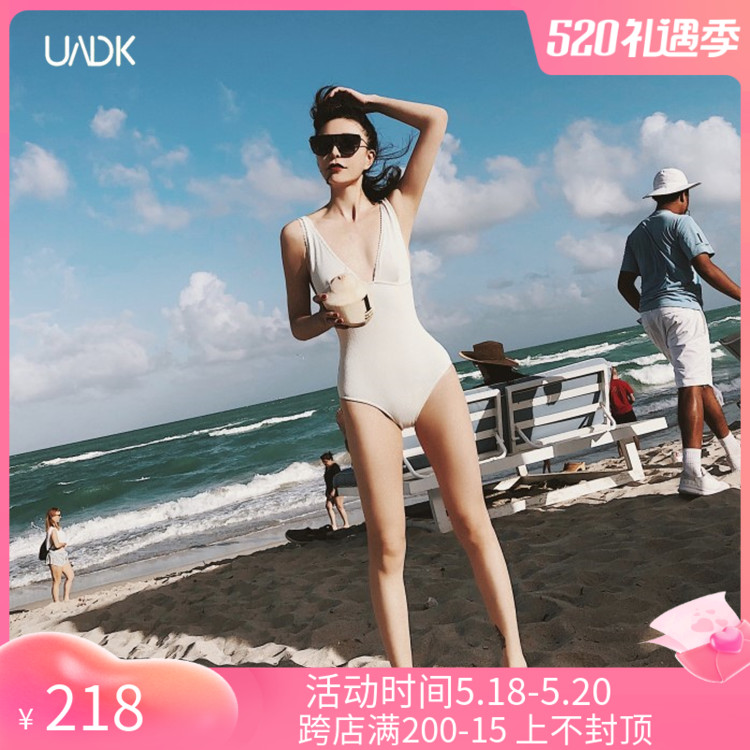High fork with swimsuit deep V sashimi 2022 new wave large breasted and slim cover triangle lace sexy bikini