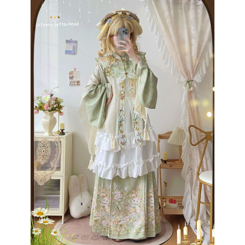 Nan Shi Ji Original Han-Yang Fusion Ming-Style Hanfu Women's Lolita Overskirt with Embroidered Cloud Shoulders Mamian Skirt Daily Cute Wear
