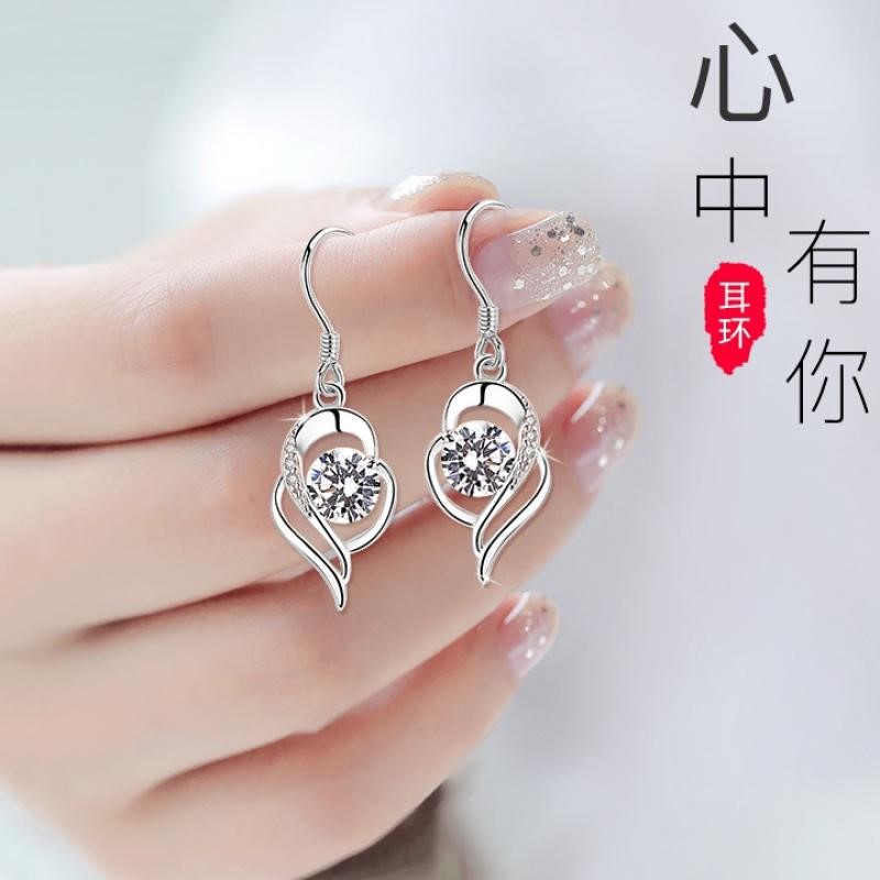 Zhou Shengsheng PT950 platinum diamond earrings female 18K white gold stud earrings temperament earrings Tanabata Valentine's Day